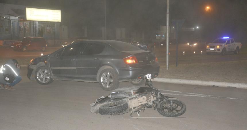 Un Motociclista Con Fracturas Tras Un Choque En La Per N El Diario