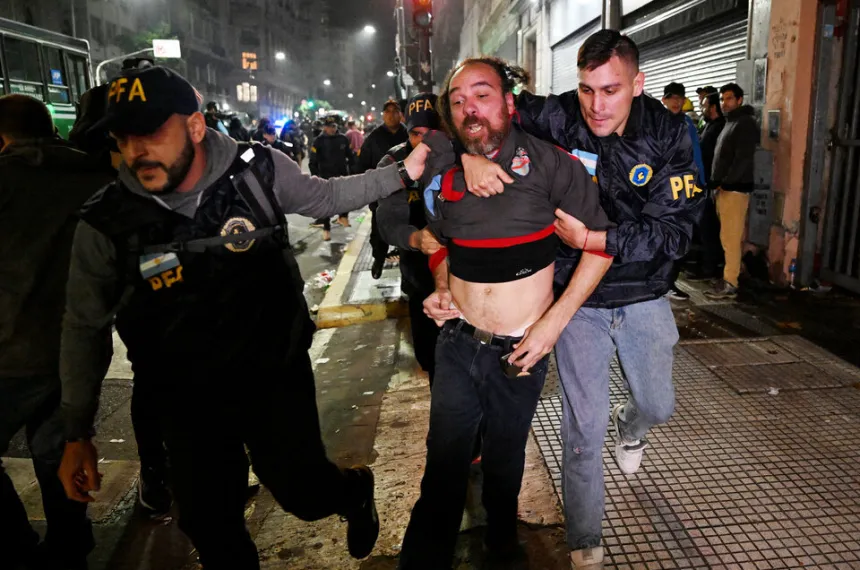 Liberaron a 17 de los detenidos tras la represión en el Congreso El