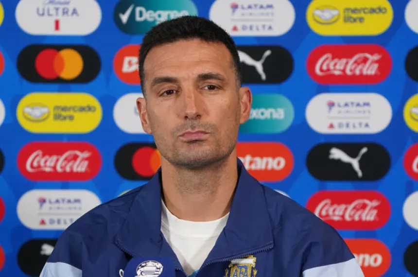 Scaloni Dijo Que Paredes Ser Titular El Diario De La Pampa