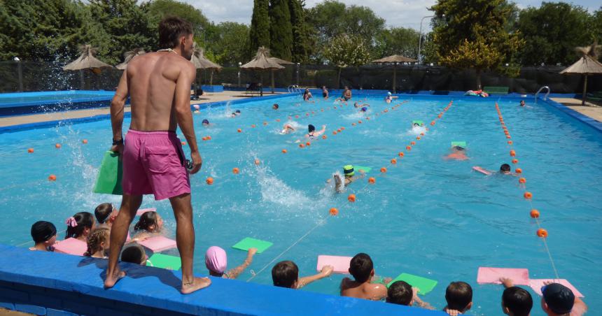 Desarrollo Social monitorea colonias de vacaciones en el interior