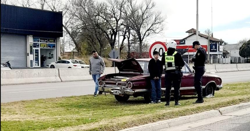 Chocaron dos Ford en la Avenida Circunvalacioacuten