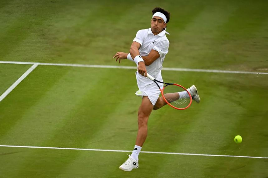 Comesantildea sigue sontildeando en Wimbledon- pasoacute a tercera ronda