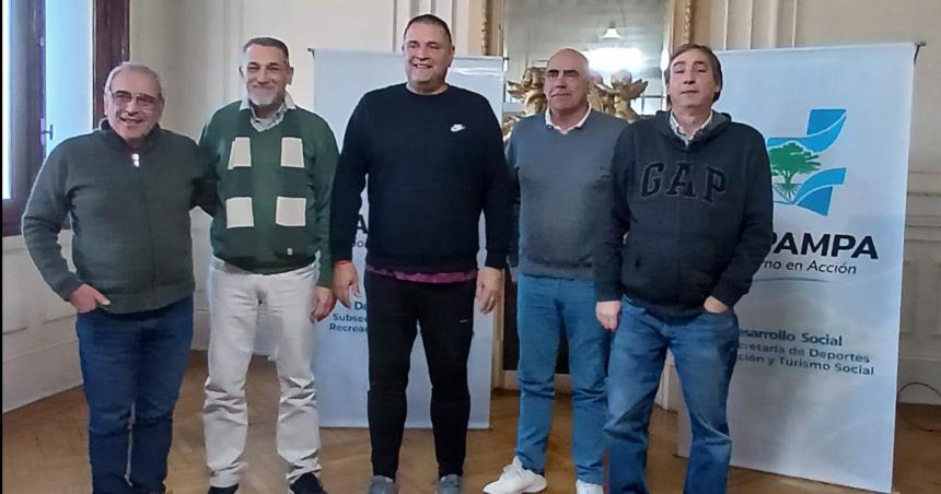 Hubo acuerdo esfuerzo y habraacute torneo Provincial de fuacutetbol