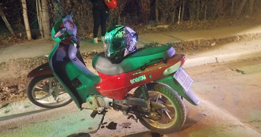 Una motociclista lesionada por una caiacuteda