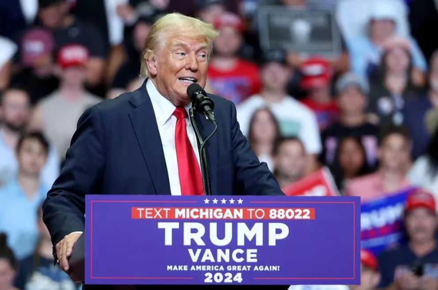 Donald Trump retomoacute la campantildea electoral tras su intento de asesinato- Recibiacute un balazo por la democracia