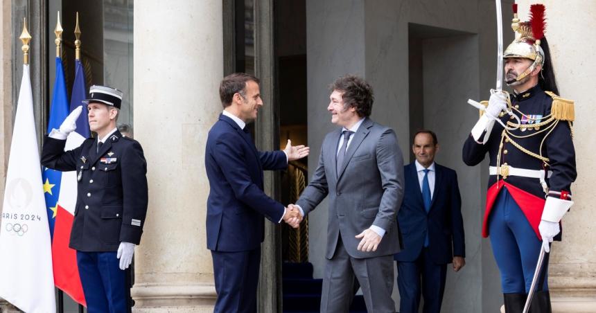 Milei se reunioacute con Macron antes de la fiesta inaugural