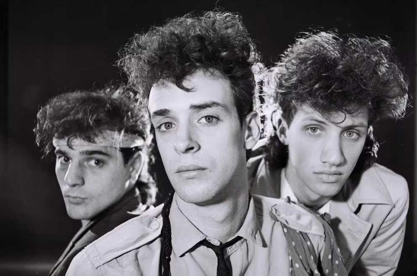 A 40 antildeos del primer disco de Soda Stereo