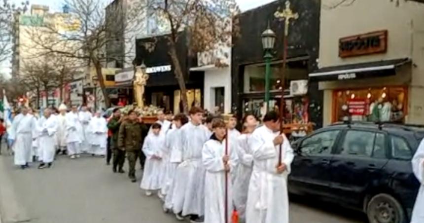 Algunas fotos de la Fiesta de Santa Rosa de Lima frente a la catedral santarrosentildea