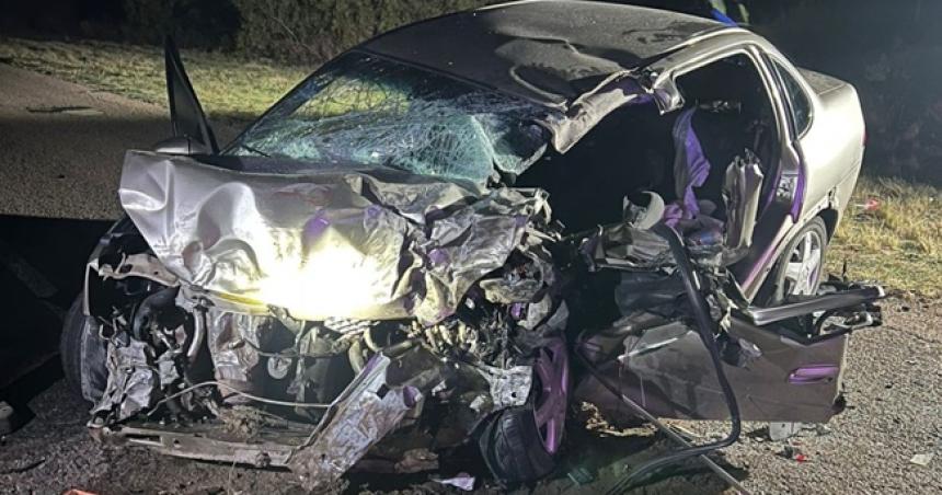 Dos heridos uno grave por un choque frontal en la Ruta 10