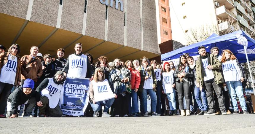 Paran en la UNLPam por el financiamiento educativo