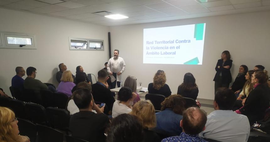 Jornada de prevencioacuten de la violencia laboral en el aacutembito de la Salud