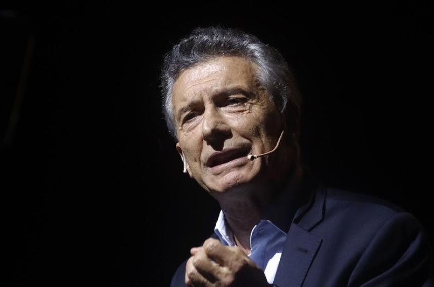 Macri le exigioacute a Milei que desguace Aeroliacuteneas Argentinas