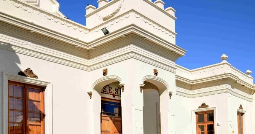 Entre dos puertas en el Teatro Espantildeol