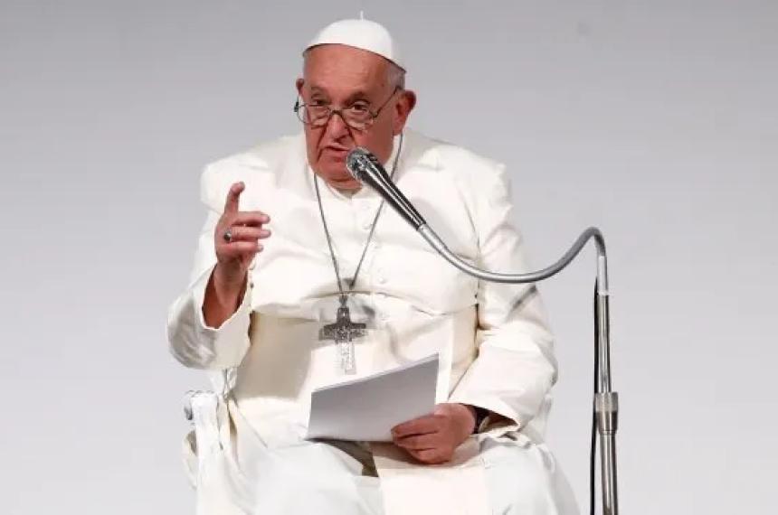 El papa Francisco contra la represioacuten a los jubilados- El Gobierno pagoacute el gas pimienta