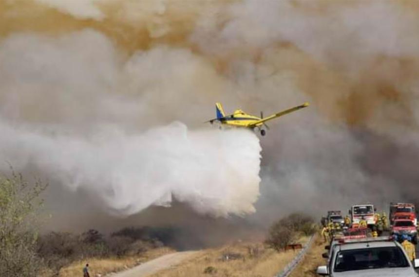 Coacuterdoba- se reactivaron cuatro focos y hay evacuados en Capilla del Monte