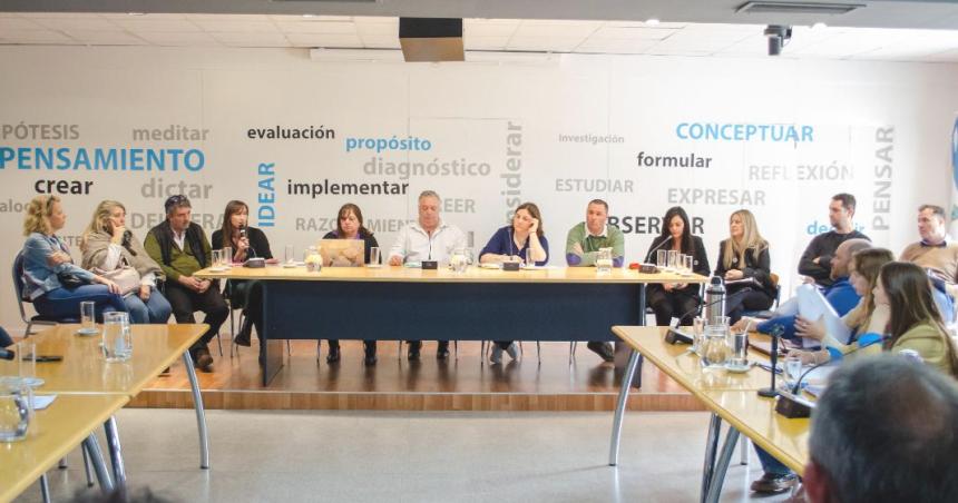 Avanza el proyecto para garantizar educacioacuten a personas con DEA