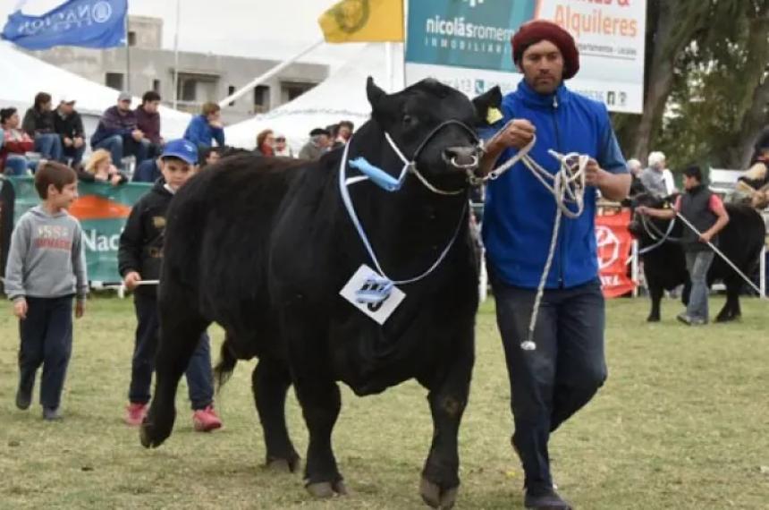 Con la presencia de Ziliotto inauguran formalmente la 98ordf Esposicioacuten Rural 2024