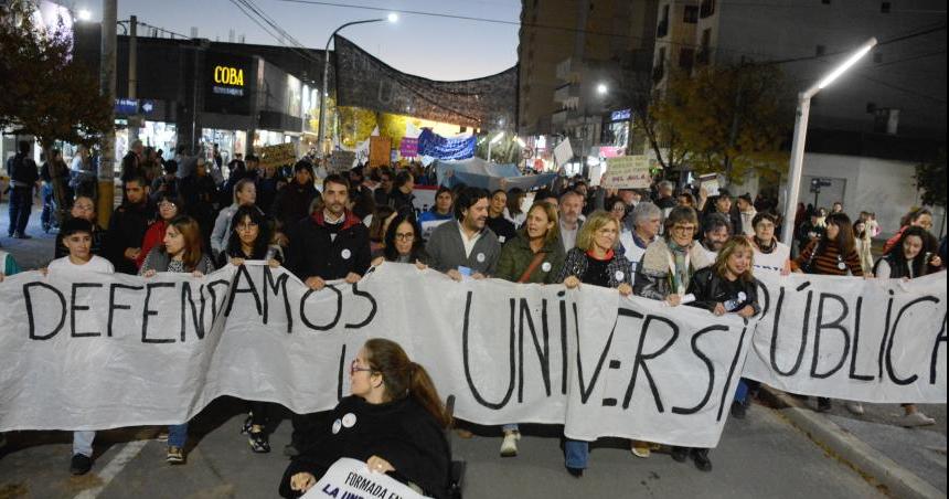 La UNLPam formalizoacute su convocatoria a la marcha