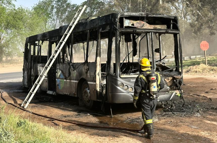 Concejales de la UCR dicen que los micros estaacuten al borde de su vida uacutetil