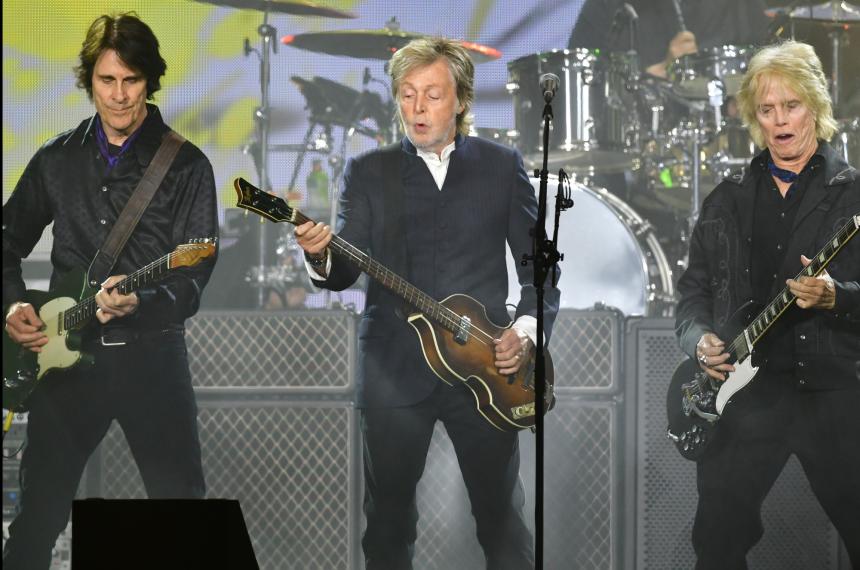 Paul McCartney deslumbroacute en River