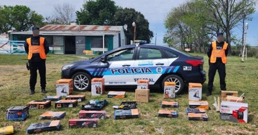 La Policiacutea Federal Argentina llevoacute a cabo un operativo de saturacioacuten sincronizada en rutas terminales y accesos a grandes urbes de todo el paiacutes 