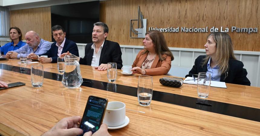 Alpa con legisladores nacionales por el veto a la ley de financiamiento universitario