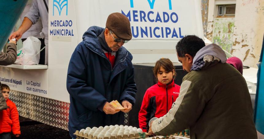 Mercado Municipal- martes de imperdibles ofertas en el Barrio Esperanza