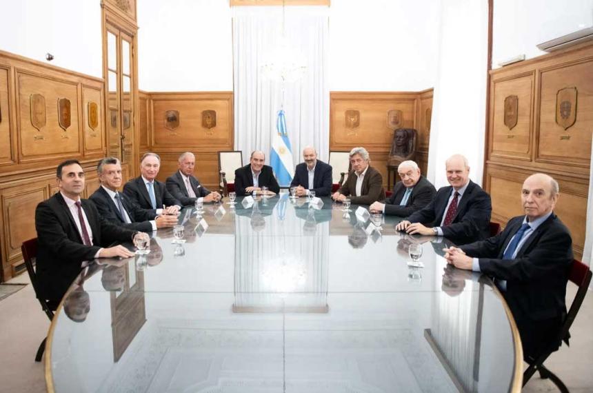 Francos recibioacute al G6 de empresarios y preparan reunioacuten tripartita con la CGT