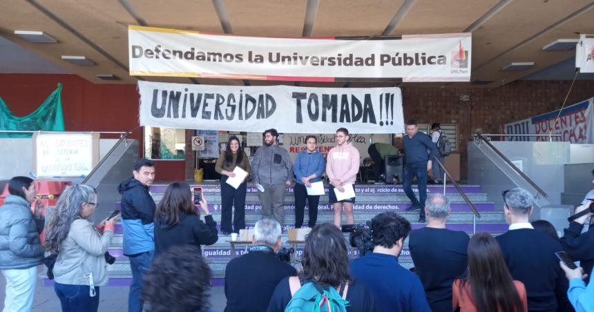 Estudiantes levantaron la toma en la UNLPam