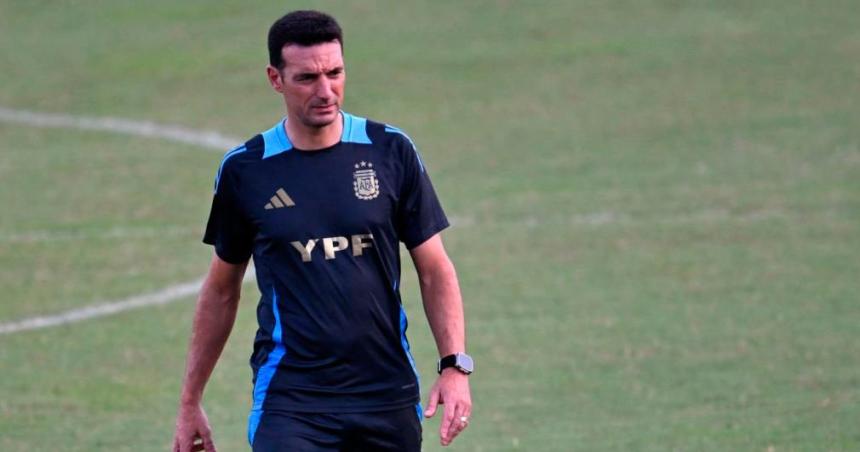 Scaloni evaluacutea cambios en la Seleccioacuten Argentina para el duelo ante Bolivia