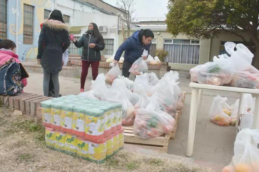 Advierten que crece la preocupacioacuten de los argentinos por la pobreza y el desempleo