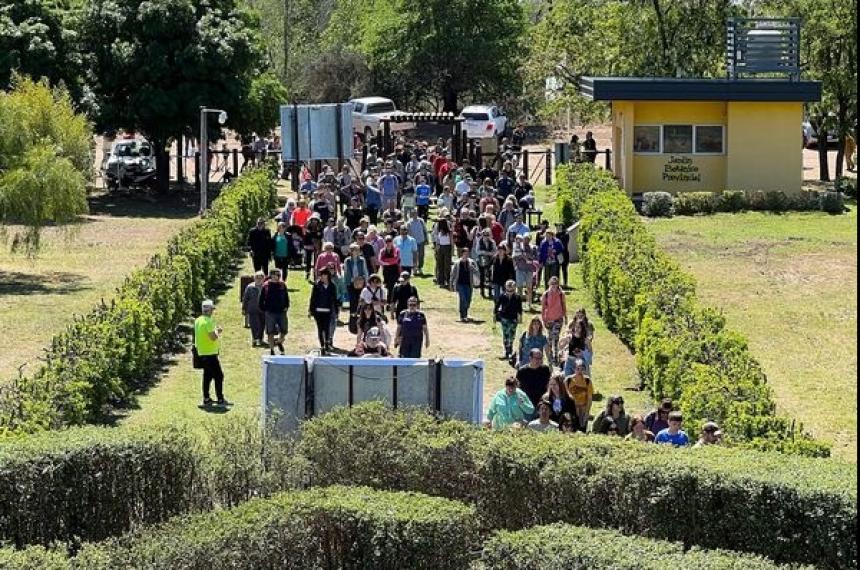 Una multitud en la primera jornada de la Expo Vivero