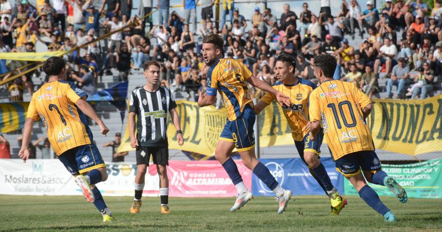 Regional Amateur- All Boys festejoacute en el claacutesico ante el Albo