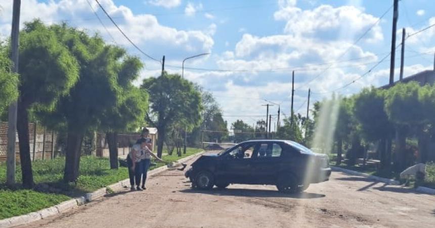 Siniestro vial en Larroudeacute- murioacute un motociclista