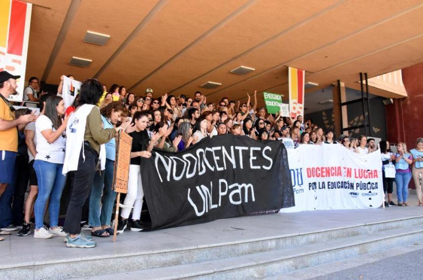 Se viene otra semana de paro docente asamblea estudiantil y la UNLPam bajo fuego