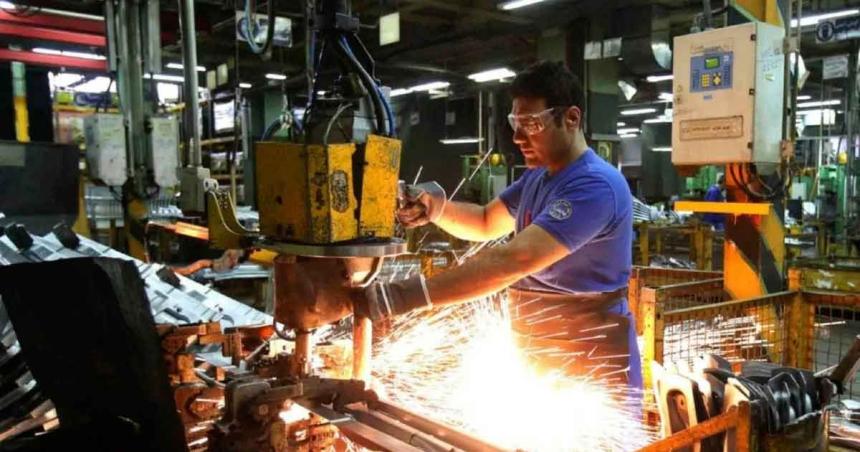 La produccioacuten de pymes cayoacute 66-en-porciento- interanual en septiembre pero muestra signos de recuperacioacuten mensual