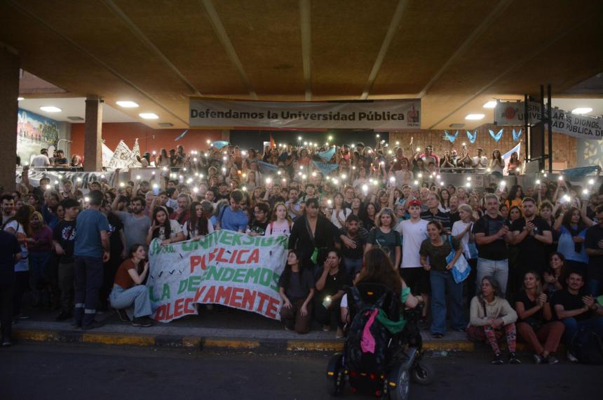 Conflicto universitario- entre la reaccioacuten esperanzada y la restauracioacuten de los odios