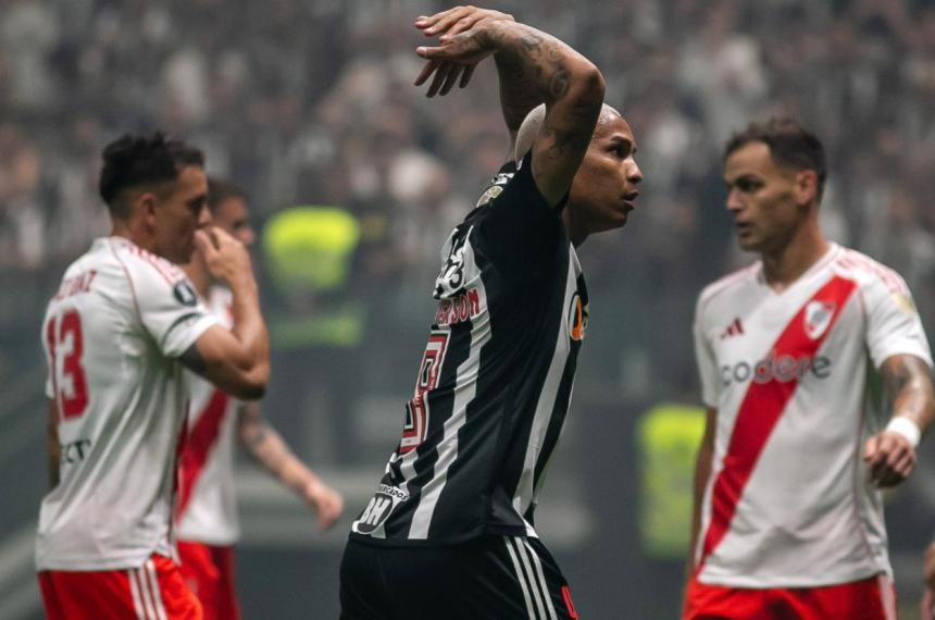 River fue goleado por Atleacutetico Mineiro en Brasil y no llega bien al partido de vuelta de las semifinales de la Copa Libertadores