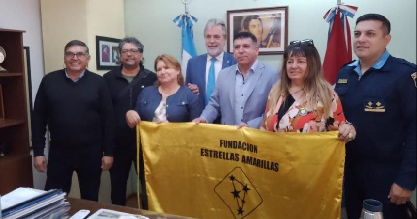 Estrellas Amarillas se reunioacute con autoridades de la Policiacutea de Coacuterdoba