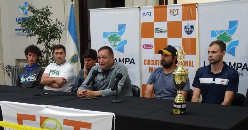 Un torneo clase A en Santa Rosa