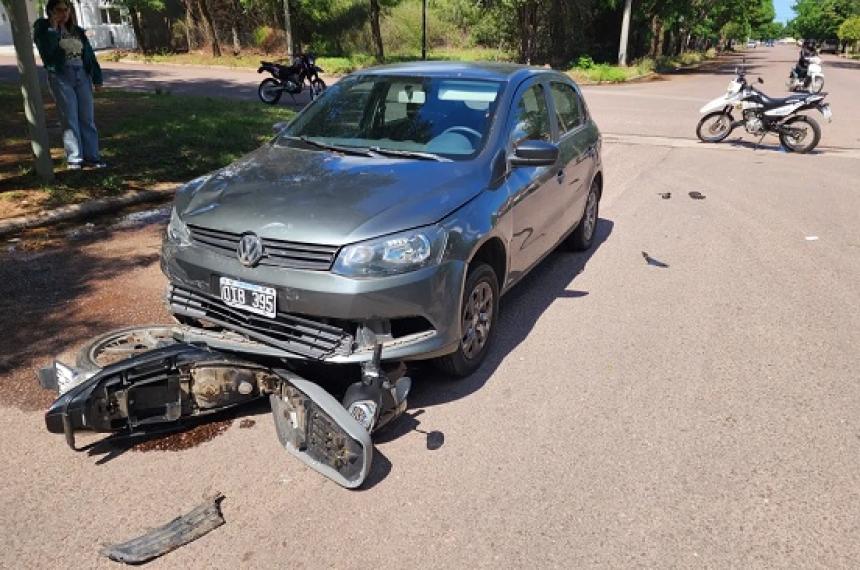 Una motociclista herida por un choque en Pico