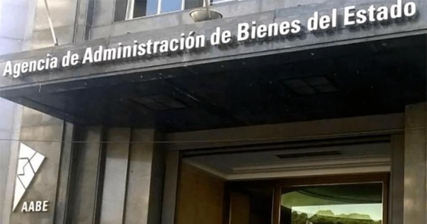 El Gobierno oficializoacute la venta disposicioacuten o transferencia de maacutes de 300 terrenos y edificios puacuteblicos