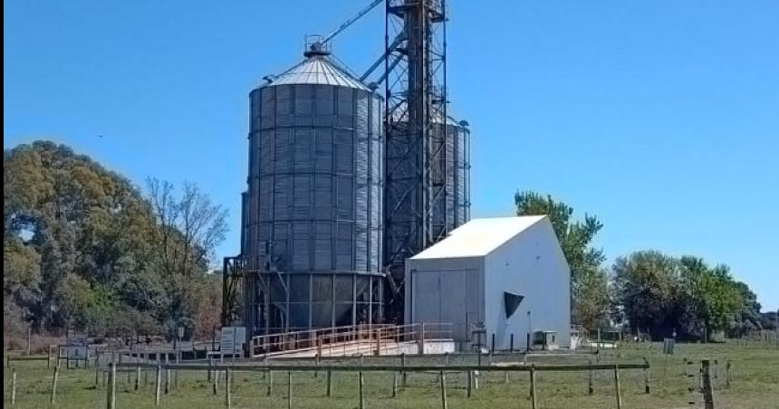 Nacioacuten vende dos terrenos en La Pampa 