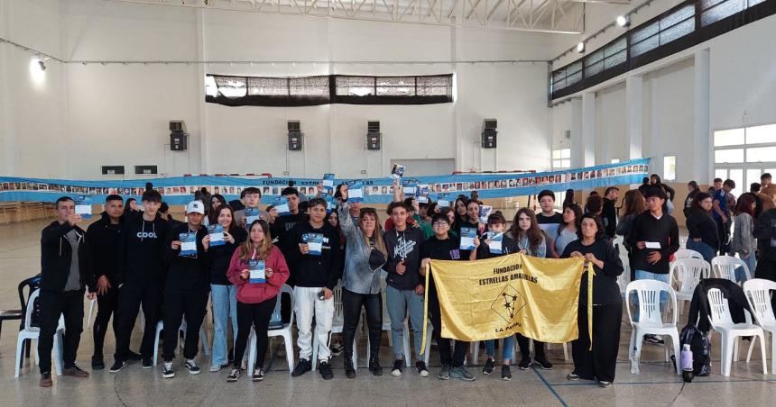 Charla sobre concientizacioacuten vial en el Colegio Manuel Belgrano