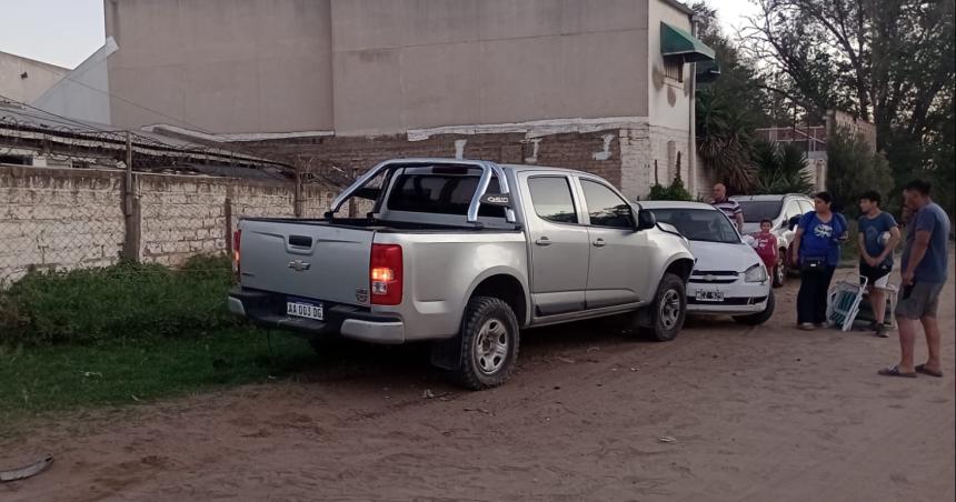 Alcoholizado perdioacute el control de su camioneta y desatoacute un choque en cadena- no teniacutea seguro