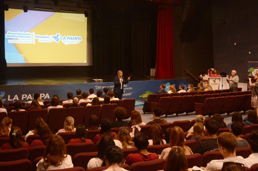 Estudiantes secundarios de toda la provincia participan del Aprender a Gobernar