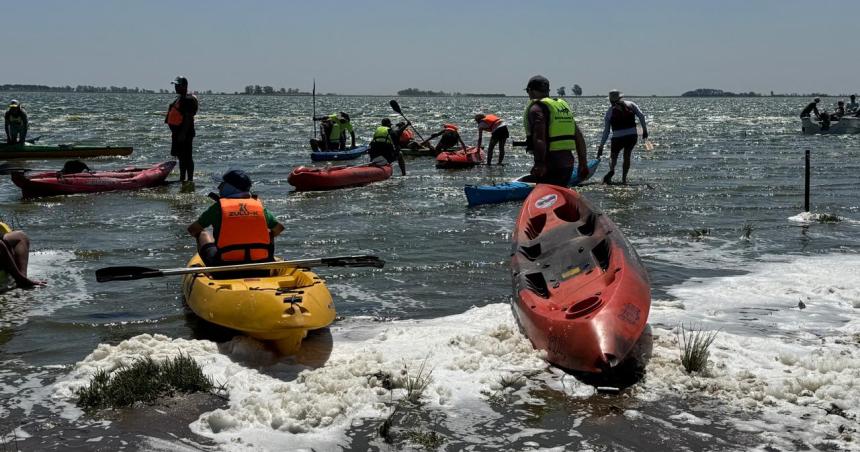 Kayakismo- travesiacutea en Trenque Lauquen