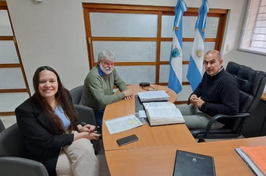 Construiraacuten una estacioacuten de servicio y 10 cabantildeas en 25 de Mayo