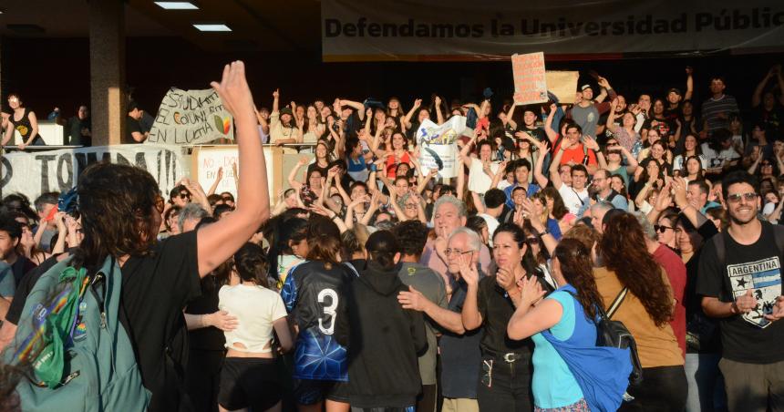 Paro universitario- la lucha continuacutea