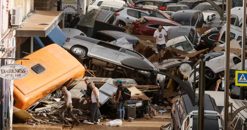 Las inundaciones en Valencia dejan al menos 95 muertos